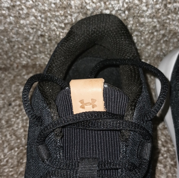 Brand New Kids Under Armour Shoes - Picture 4 of 6